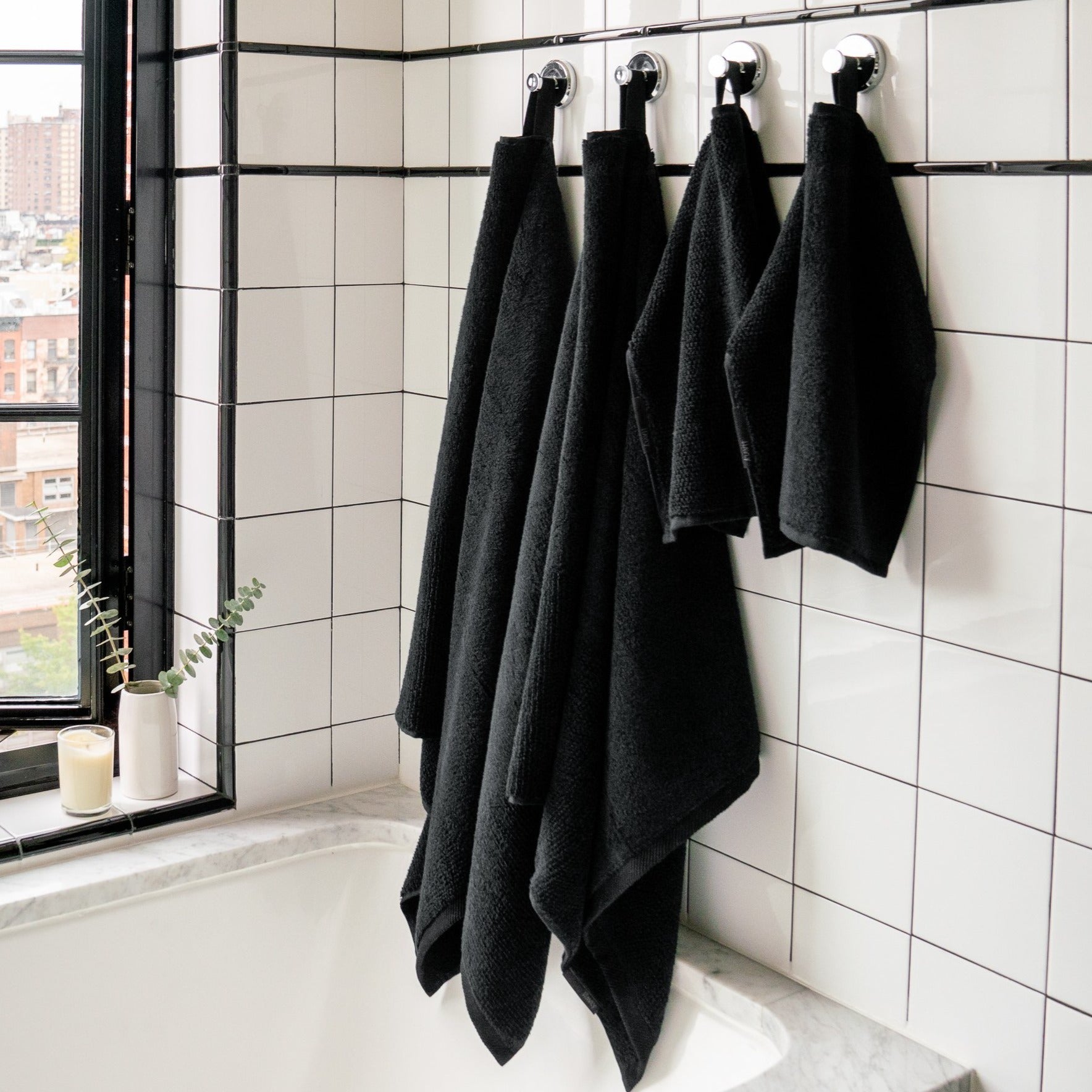 Havly Classic Bath Towel (Color: Seriously Black)