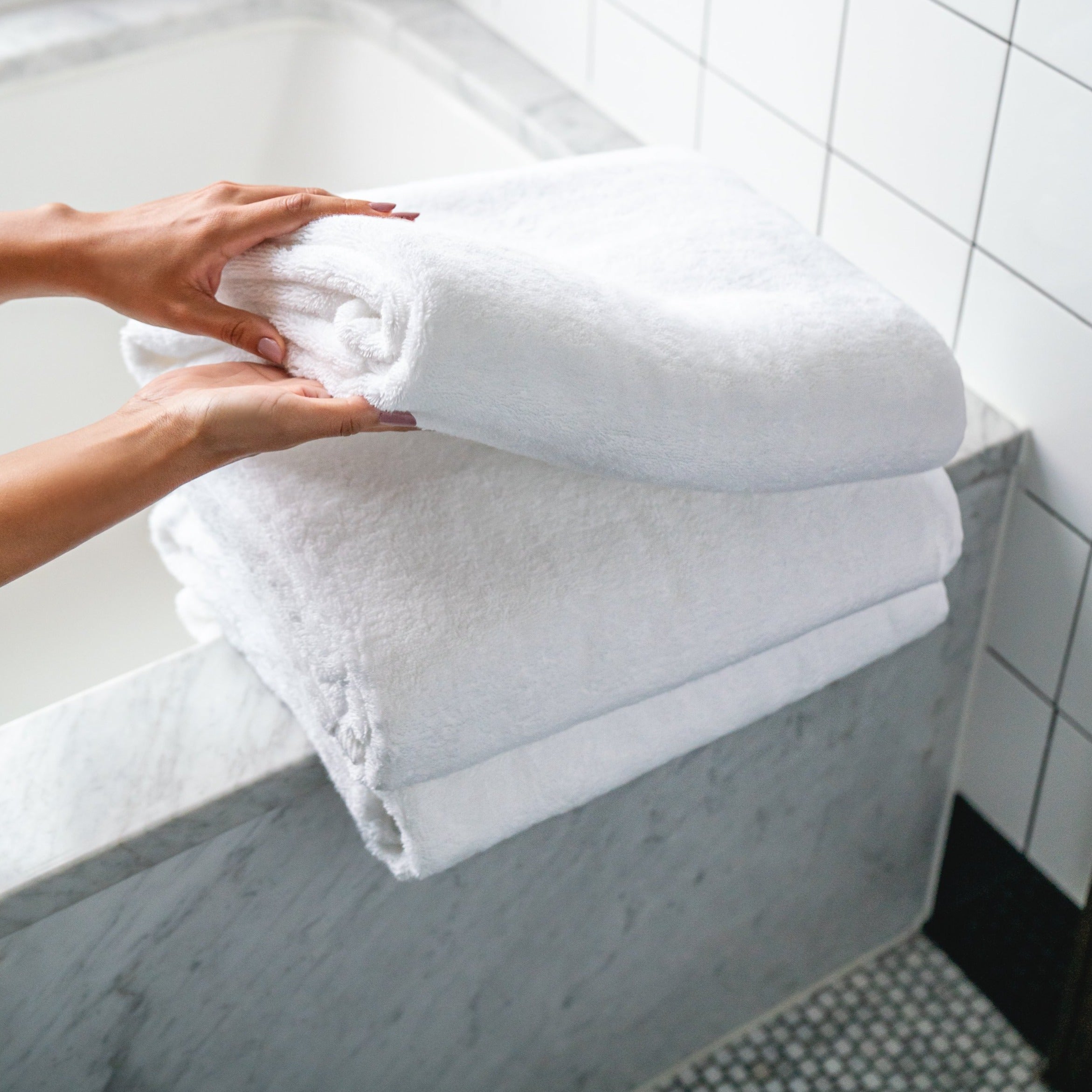  Towel Back - The Jada Bow (20) : Health & Household